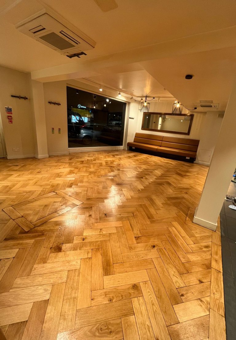 Hard Wax Oil vs Varnish for Chelsea & Hampstead Homes: Choosing the Right Premium Finish